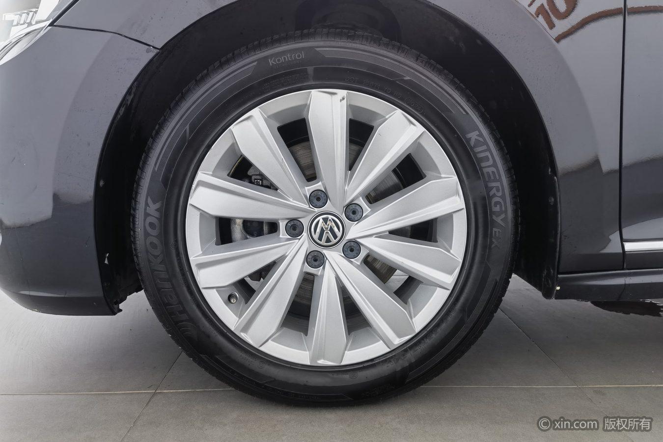 Volkswagen Passat 2020 330TSI Elite VI