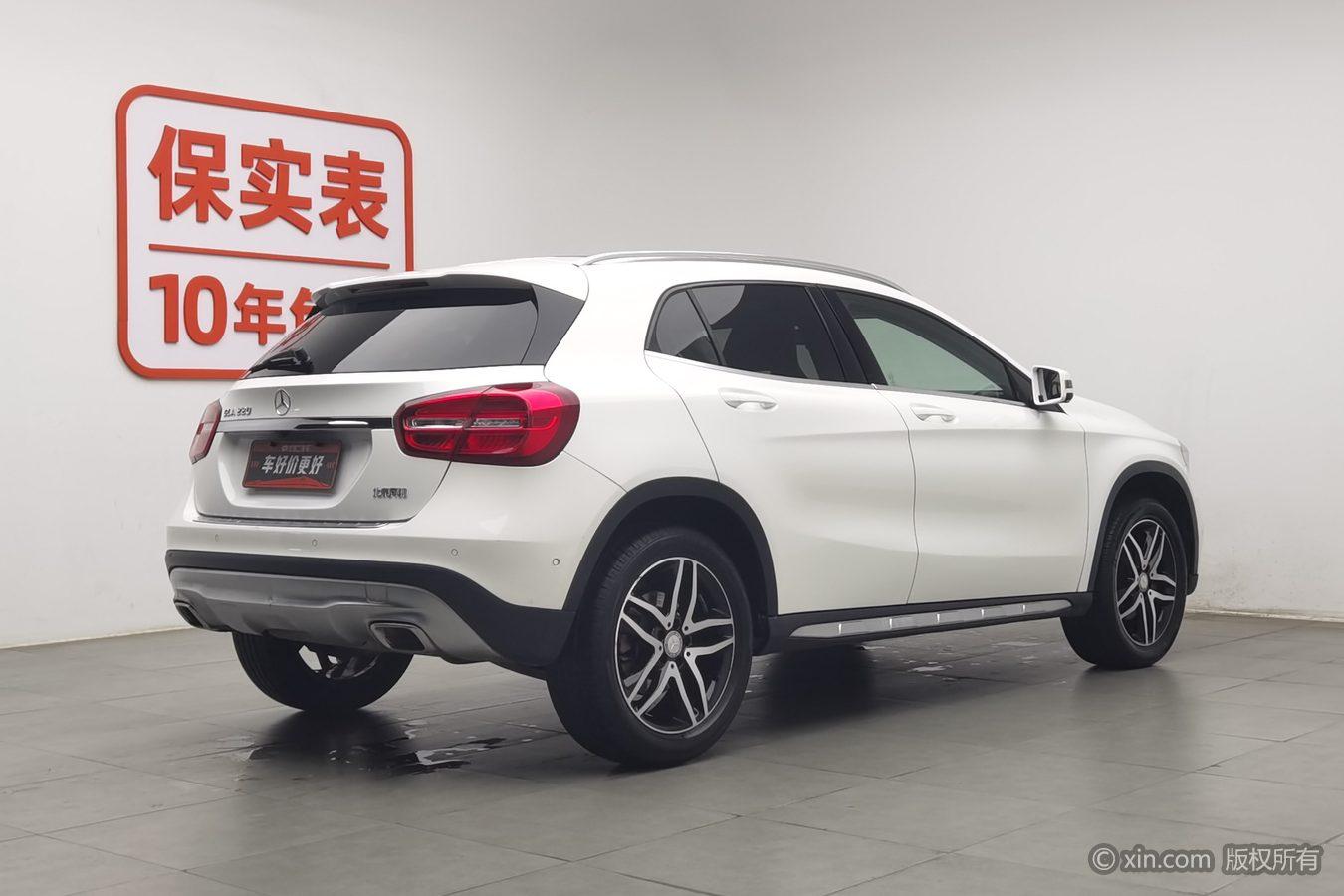 Mercedes-Benz GLA 2016 GLA 200 Fashion