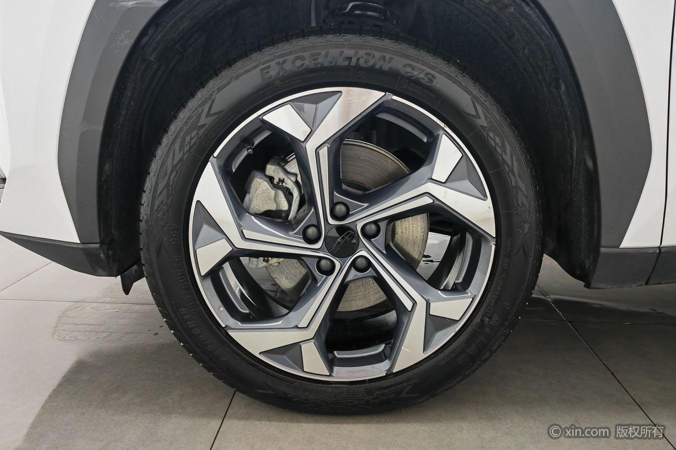 Geely Boyue L L 2023 1.5TD DCT