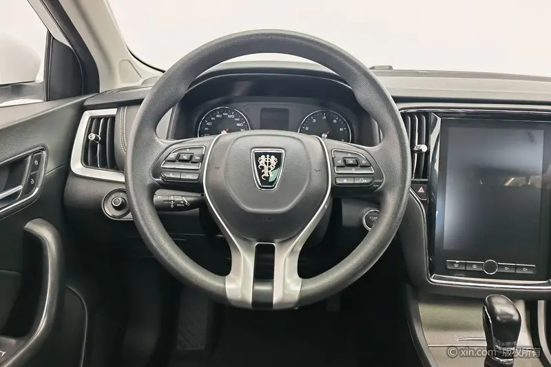 Roewe i6 Classic — фото 9