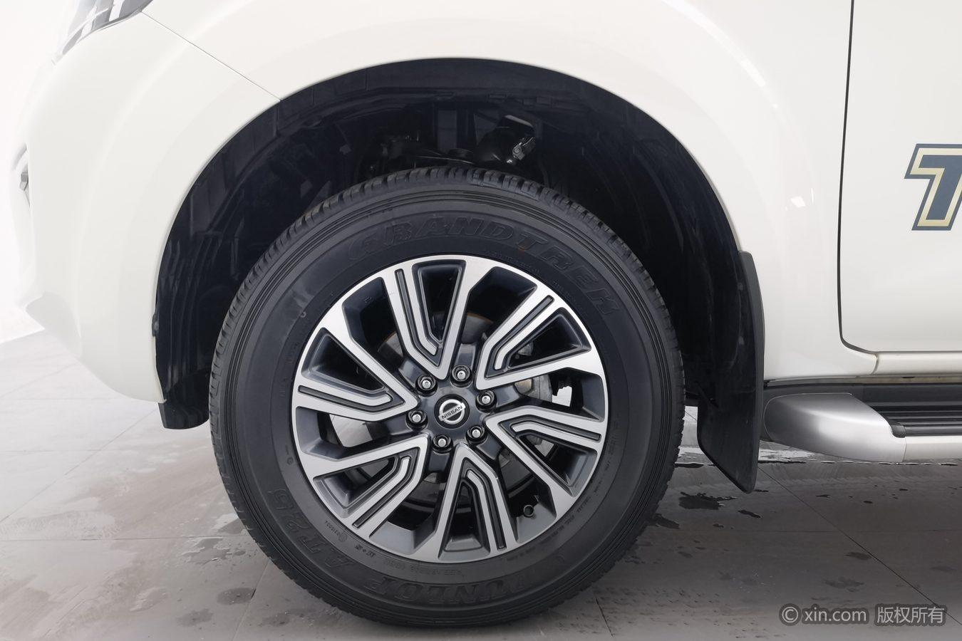 Nissan Terra 2020 2.5L AT Luxury