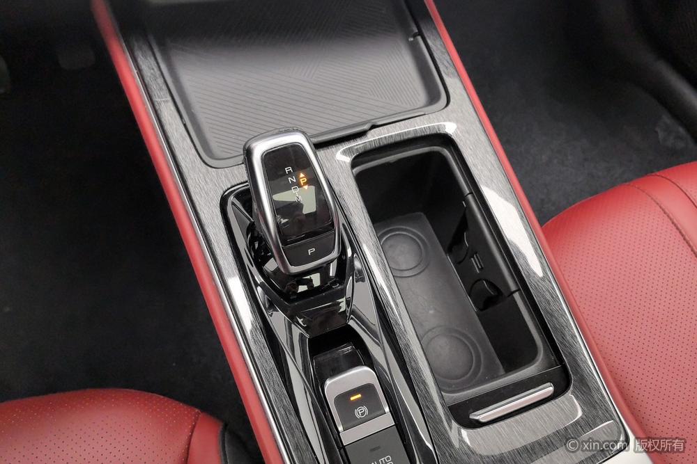Dongfeng Aeolus Yixuan MAX, фото 15