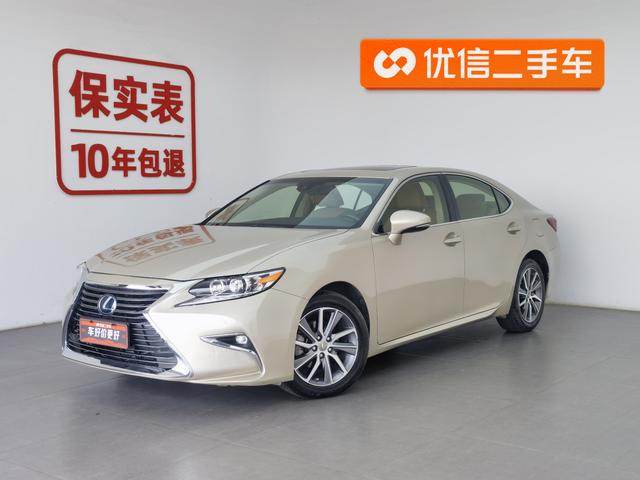Lexus ES 2015 300h