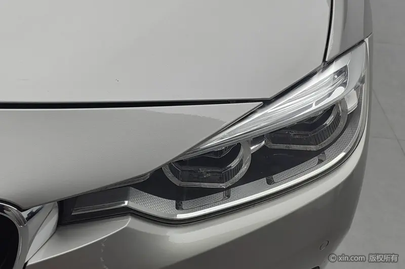 BMW 3 Series 320i стиль — фото 5