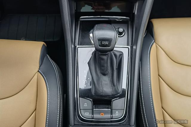 Skoda GT 2019 TSI 330 2 WD VI — фото 14