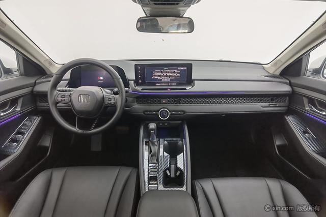 Honda Accord 2025 ·T 260 TURBO — фото 11