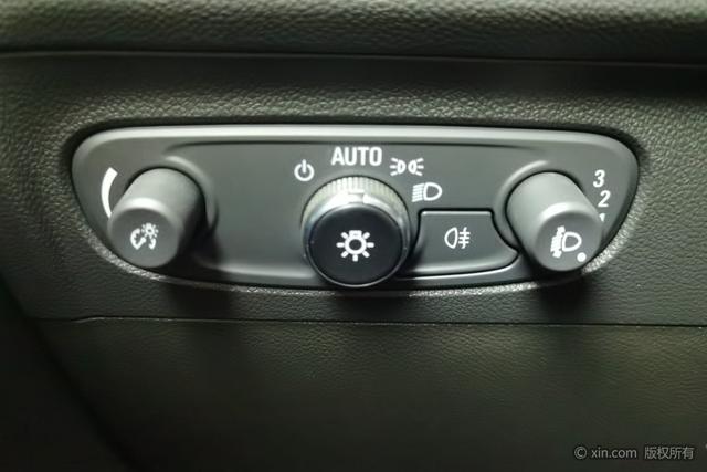 Buick Envision 2022 Plus 652 T Luxury — фото 17