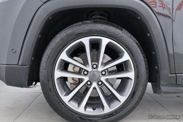 Jeep Grand Commander 2018 2.0 T 4 WD VI — фото 8