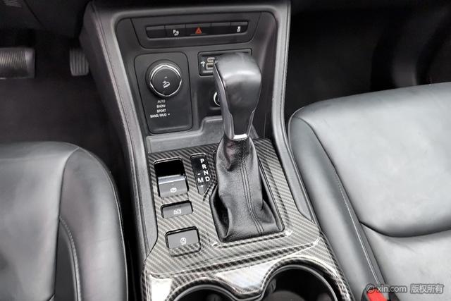 Jeep Grand Commander 2018 2.0 T 4 WD VI — фото 14