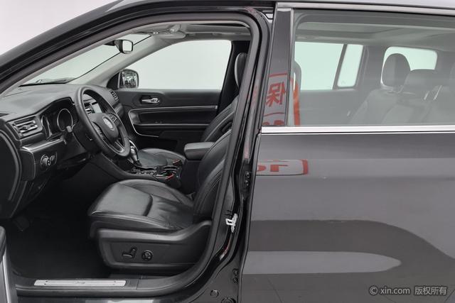 Jeep Grand Commander 2018 2.0 T 4 WD VI — фото 17