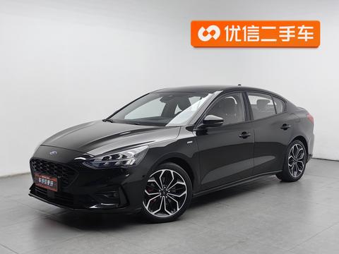 Ford Focus 2021 EcoBoost 180 AT ST Line