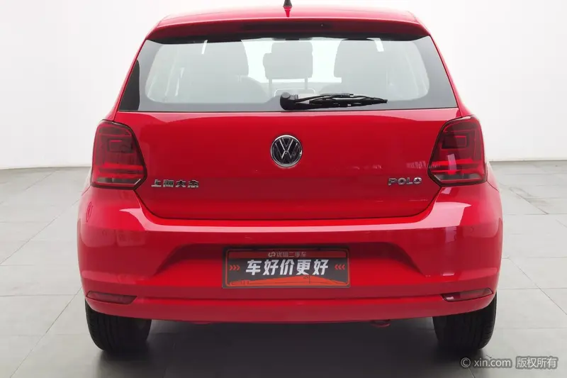 Volkswagen Polo 1.4 L AT Comfort — фото 3