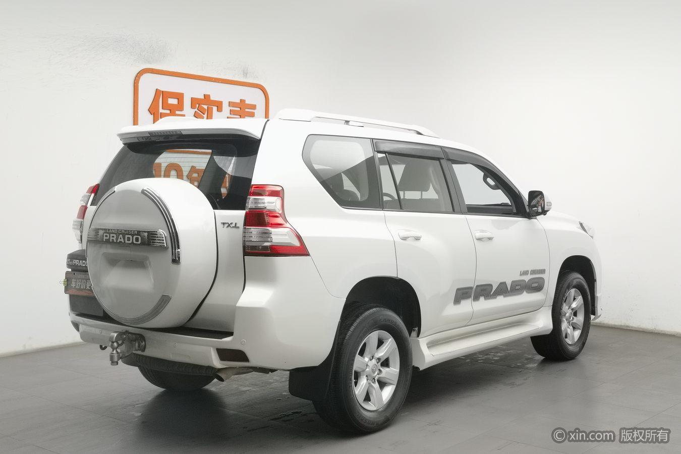 Toyota Land Cruiser Prado 2016 2.7L AT Standard