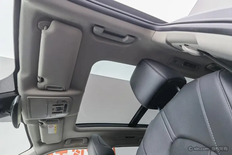 Toyota Highlander — фото 16