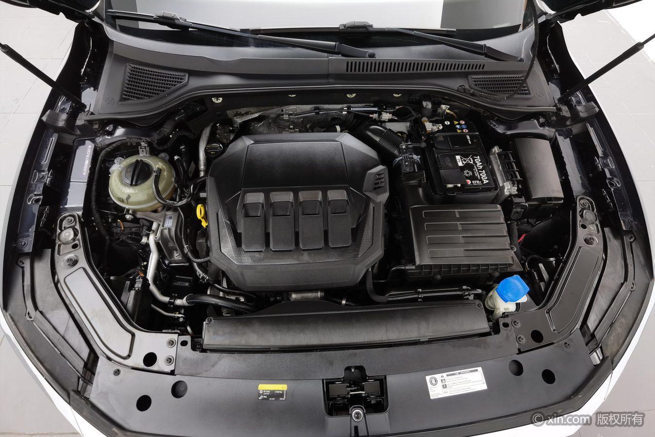 Volkswagen Passat id 4510853 из Китая 16