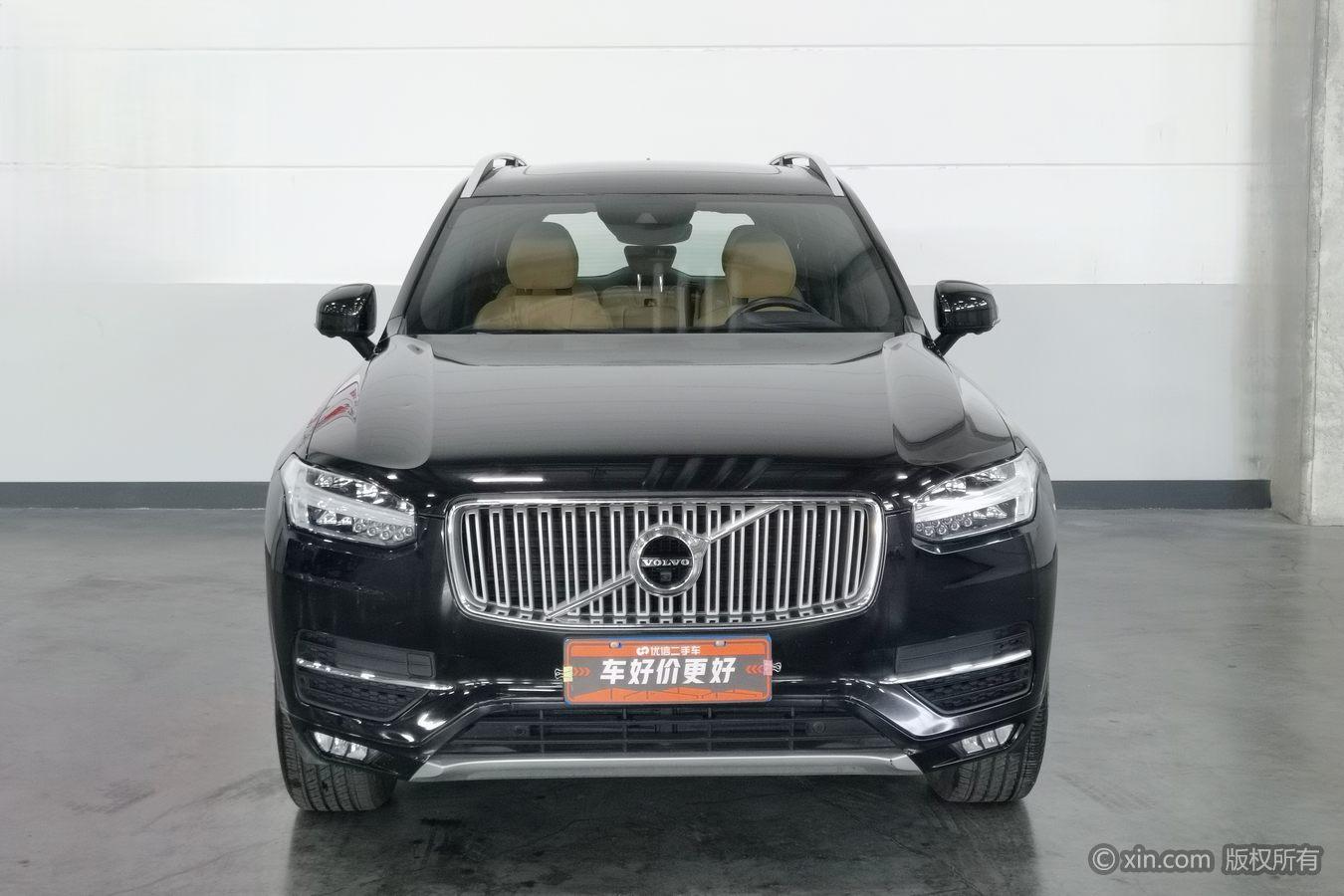 Volvo XC90 2018 T5 5 мест