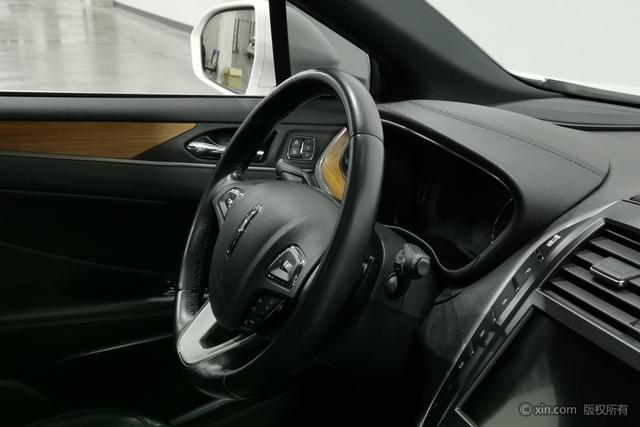 Lincoln MKC 2019 2.0 T 4 WD VI — фото 12
