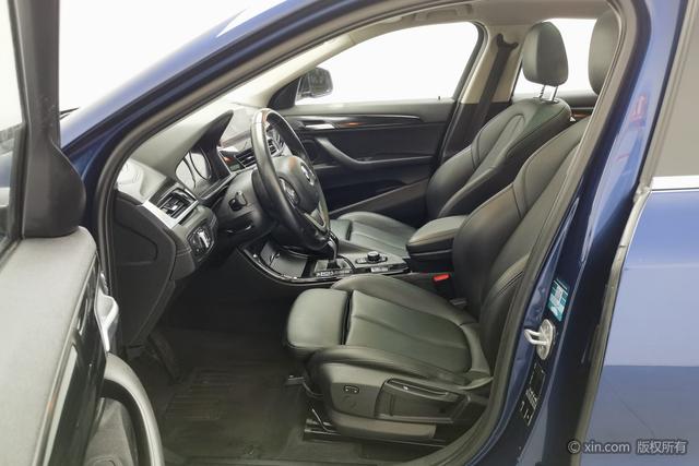 BMW X2 2019 s Drive 20i M VI — фото 17