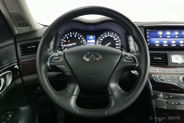 Infiniti Q70 2019 Q 70 L 2.0 T — фото 15