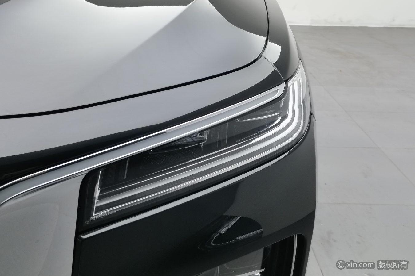 Hongqi H9 2023 2.0T