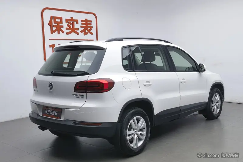 Volkswagen Tiguan — фото 4