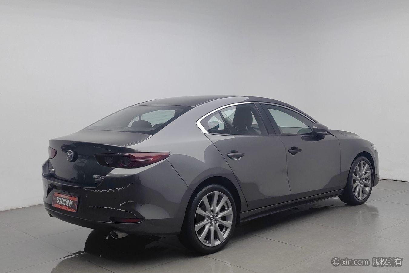 Mazda Mazda3 3 2022 2.0L AT