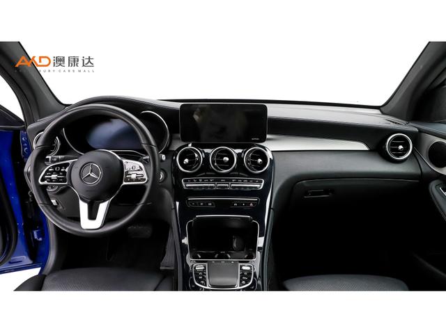Mercedes-Benz GLC 2020 GLC 260 4 MATIC SUV — фото 5