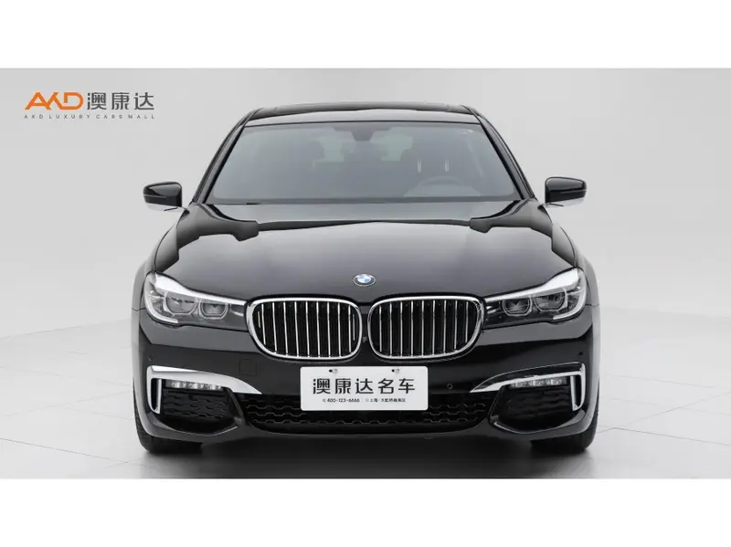 BMW 7 Series — фото 2