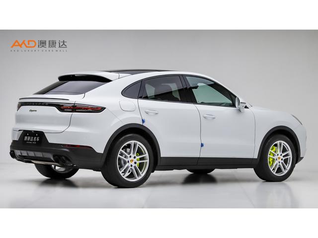 Porsche Cayenne Coupé E-Hybrid 2023 Cayenne E-Hybrid Coupé 2.0 T — фото 4
