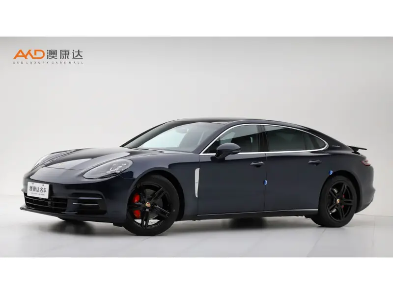 Porsche Panamera 3.0 T AT RWD 4