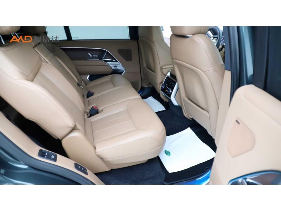 Land Rover Range Rover 2024 3.0 L6 400PS Long Wheelbase 7 мест