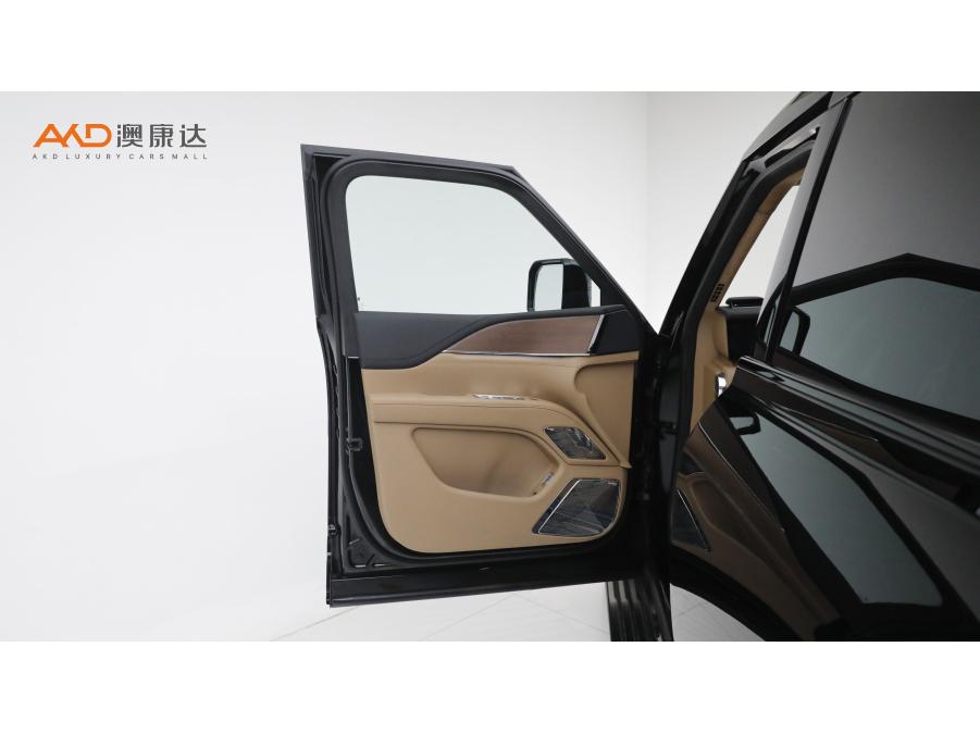 Yangwang U8L 2026 ding shi ban