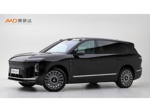 Nio ES8