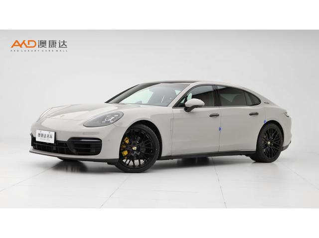 Porsche Panamera 2022 года выпуска