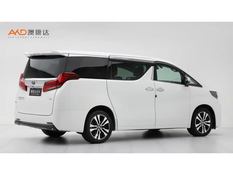 Toyota Alphard — фото 4