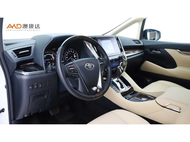 Toyota Alphard 2021 2.5 L — фото 7