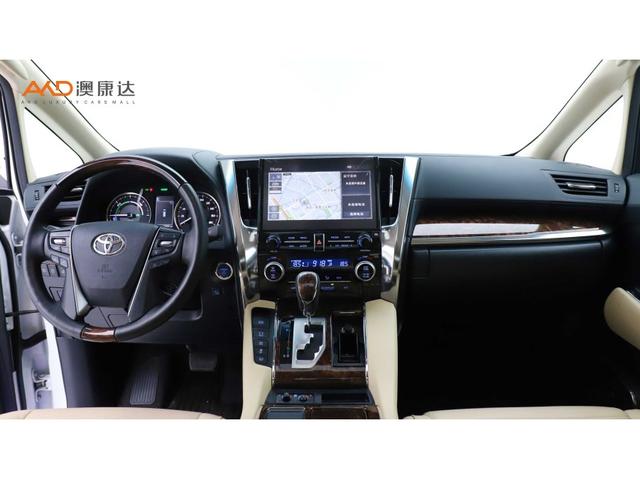 Toyota Alphard 2021 2.5 L — фото 8