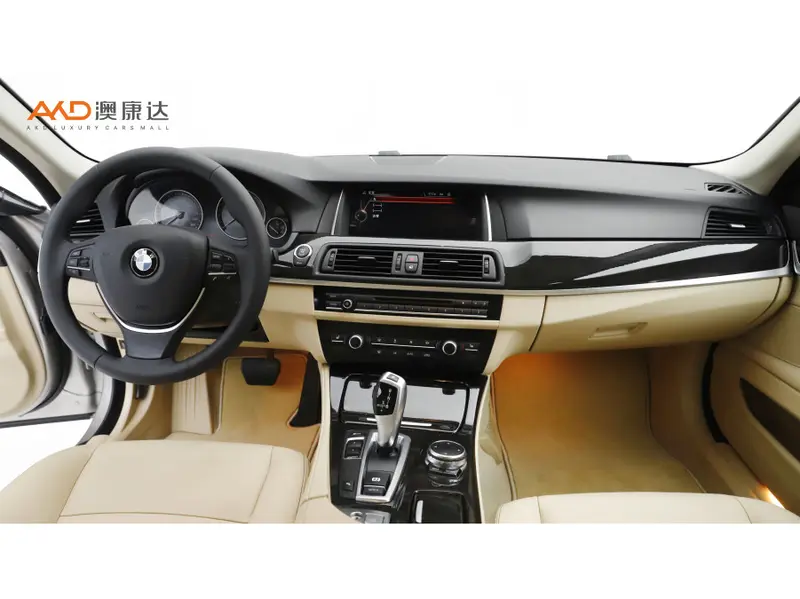 BMW 5 Series — фото 5