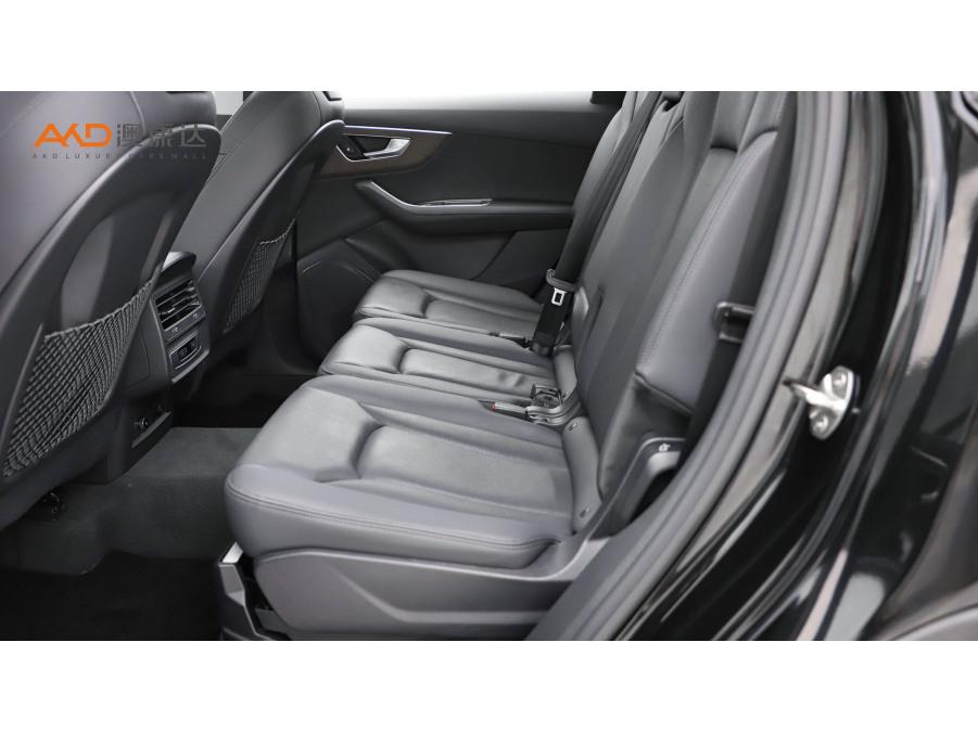 Audi Q7 2023 45 TFSI quattro S line Sport