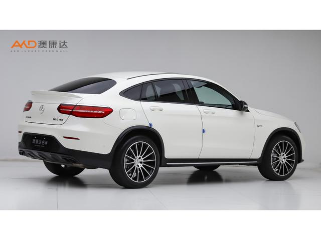 Mercedes-Benz GLC AMG 2017 AMG GLC 43 4 MATIC SUV — фото 4