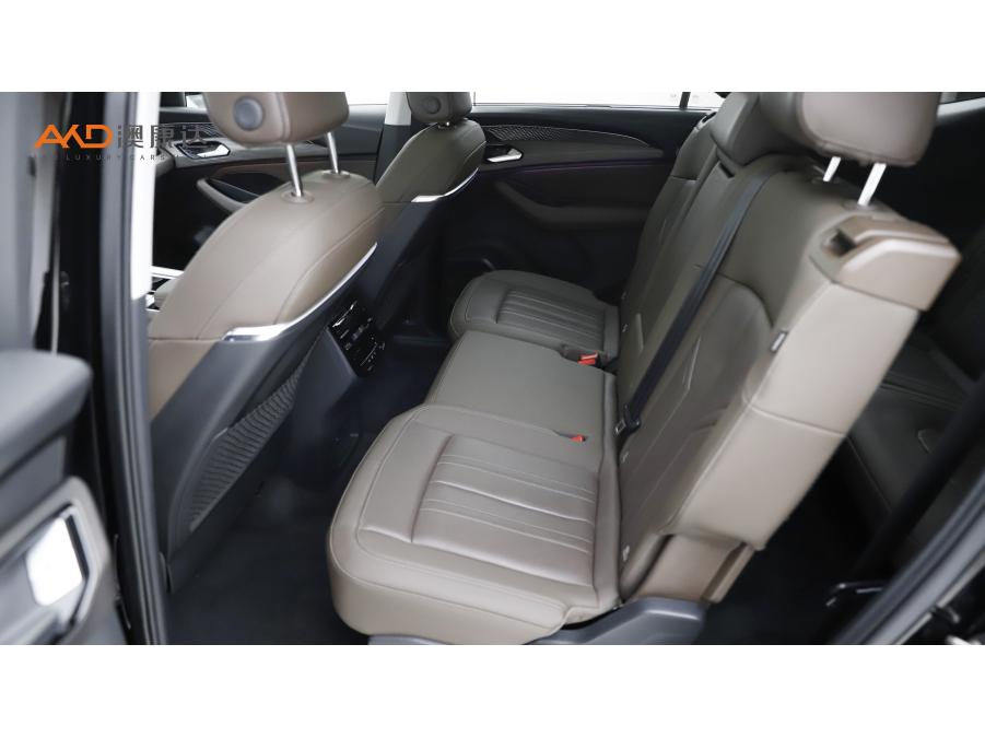 Audi Q6 2024 45TFSI quattro 7 мест