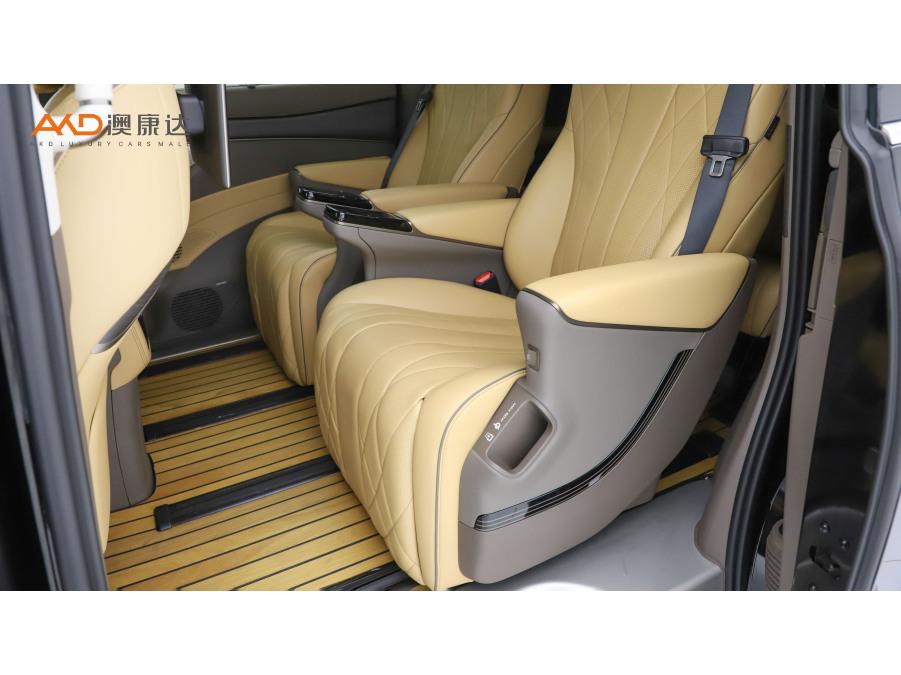 Denza D9 DM 2022 970 Flagship