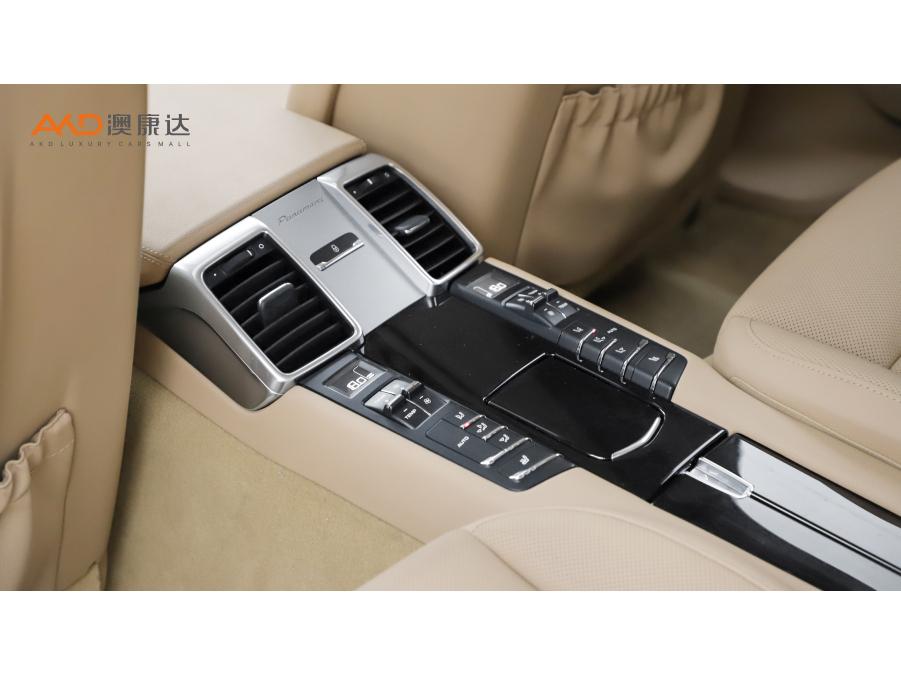 Porsche Panamera 2014 Panamera 4 3.0T