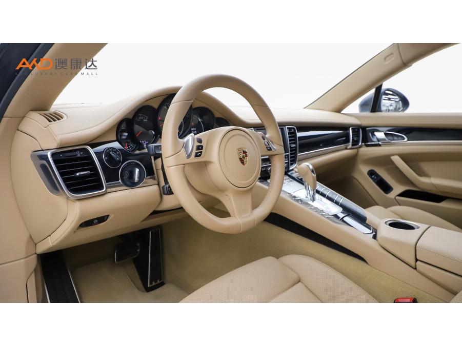 Porsche Panamera 2014 Panamera 4 3.0T