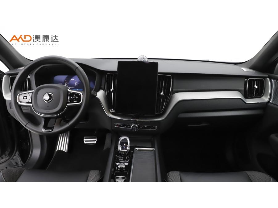 Volvo XC60 PHEV 2026 T8