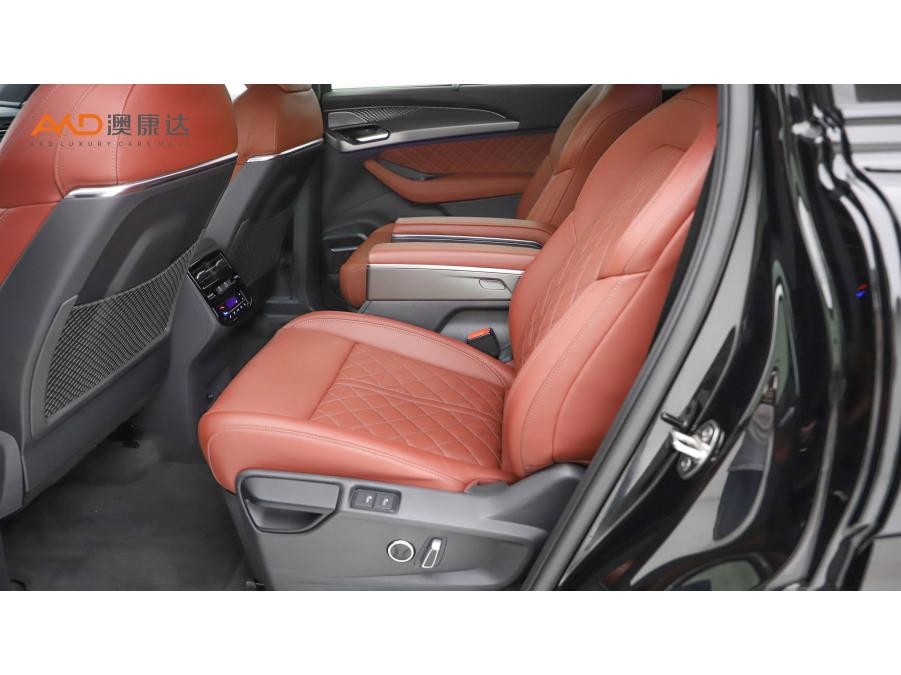 Audi Q6 2024 45TFSI quattro 6 мест