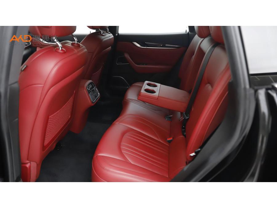 Maserati Levante, фото 8