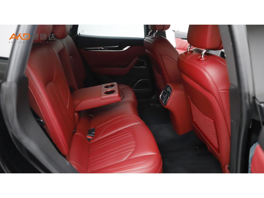Maserati Levante, фото 10