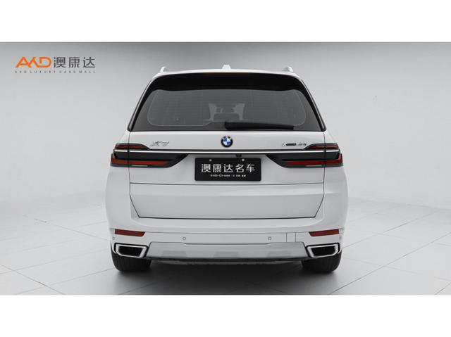 BMW X7 2023 x Drive 40i Leading — фото 3