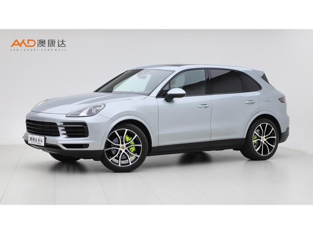 Porsche Cayenne Coupe 2021 года выпуска